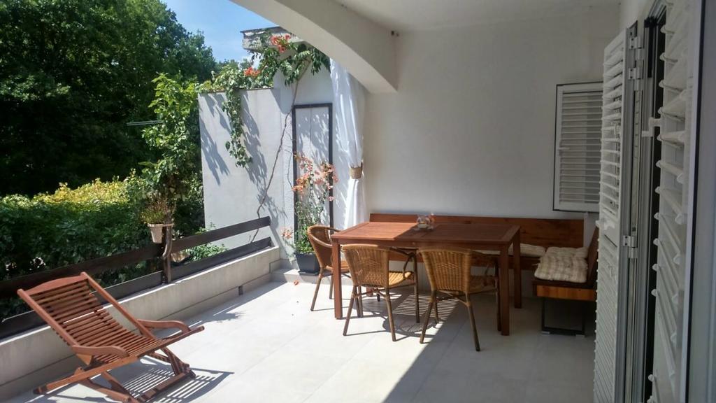Apartment Lena Čižići Quarto foto